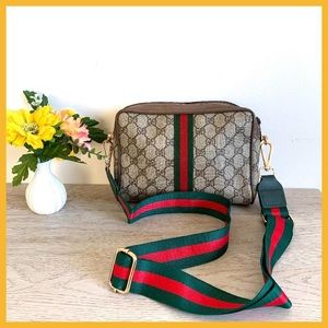 Authentic vintage Gucci clutch crossbody ❤️